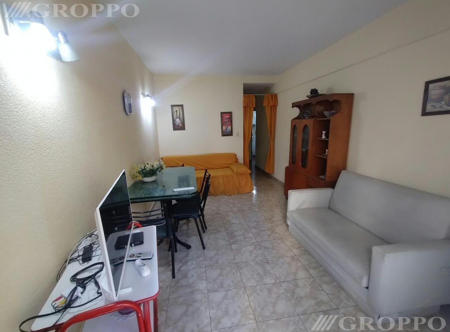 Foto de DEPTO 2 AMBIENTES CON BALCÓN - OPORTUNIDAD, imagen 4