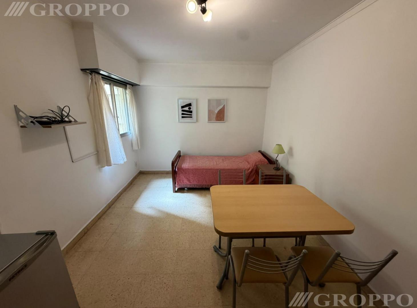 Foto de Departamento 1 AMBIENTE EN MUY BUEN ESTADO, imagen 1
