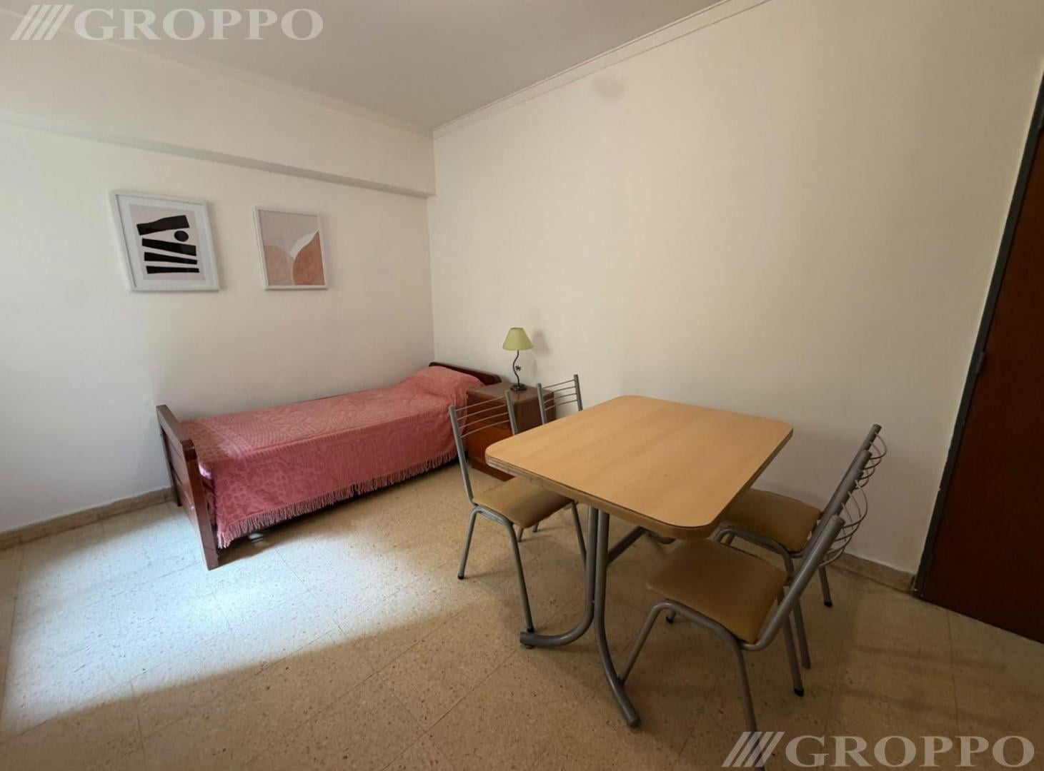 Foto de Departamento 1 AMBIENTE EN MUY BUEN ESTADO, imagen 5