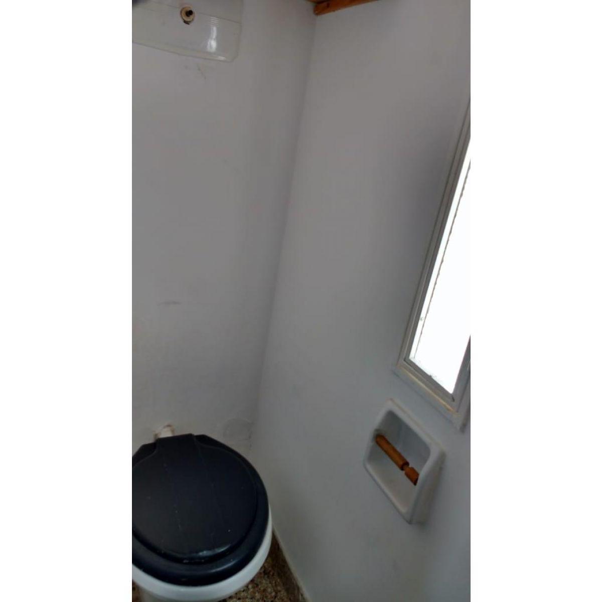 Vendo Casa Mas 3 Dptos en Pleno Centro de Mina 5