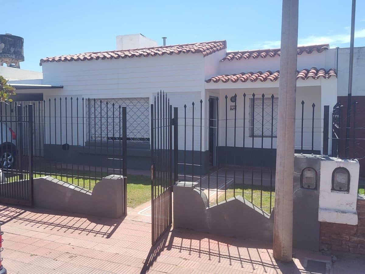 Vendo de Casa 2 Dorm. en B° Jorge Newbery 3