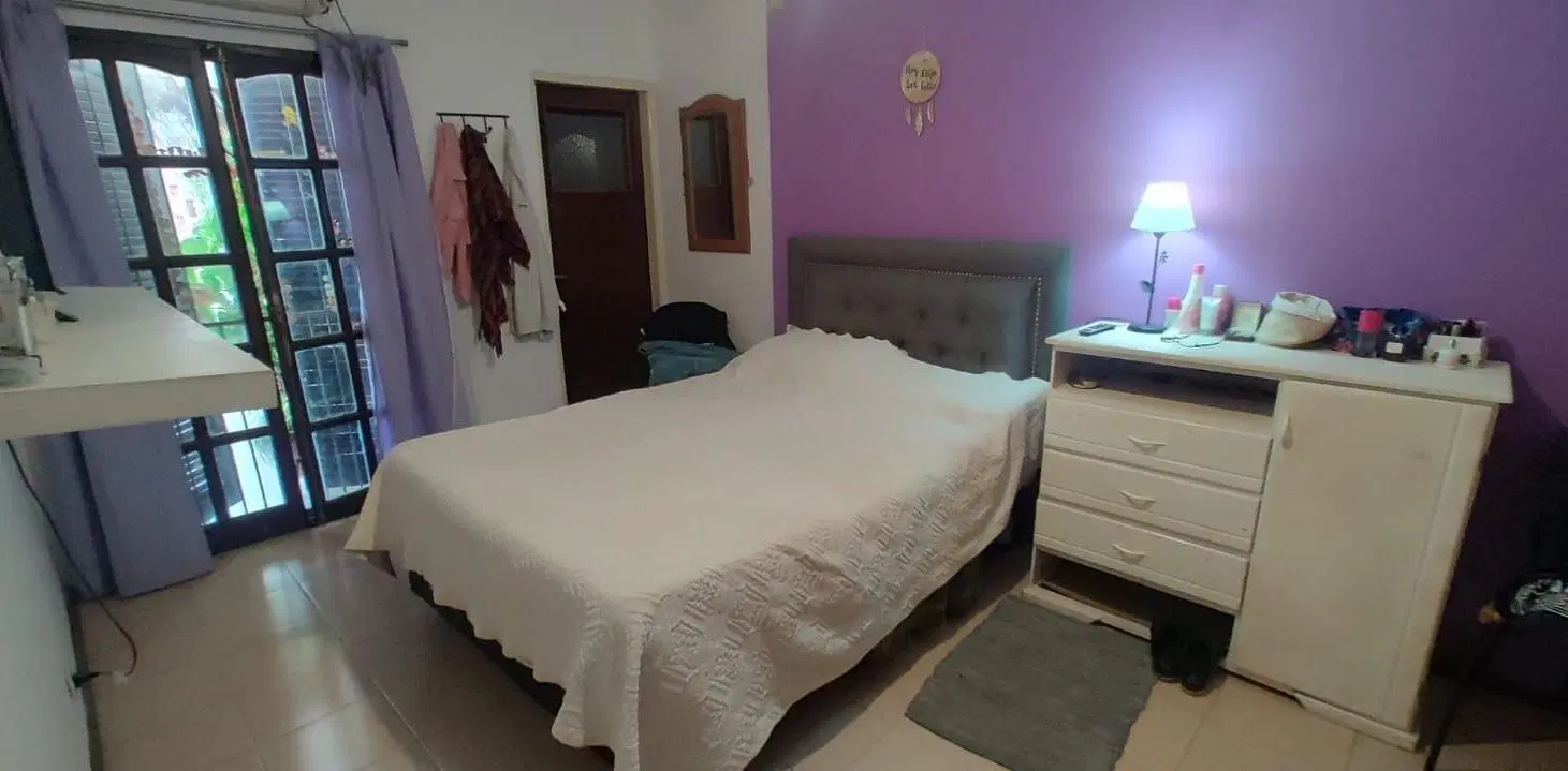 VENDO CASA Bº CENTRO AMERICA 5