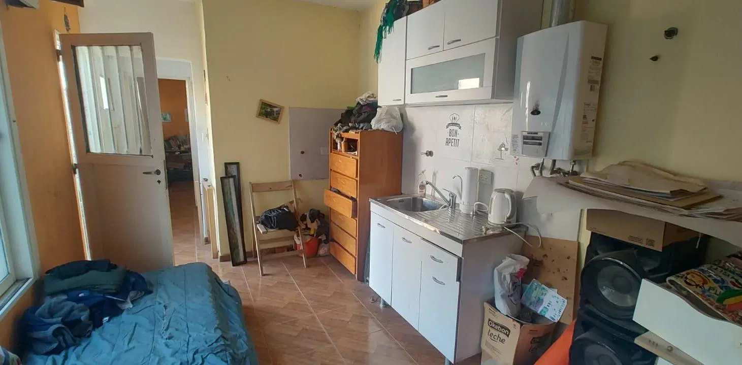 Vendo Casa + 2 Dptos Bº Crisol 5