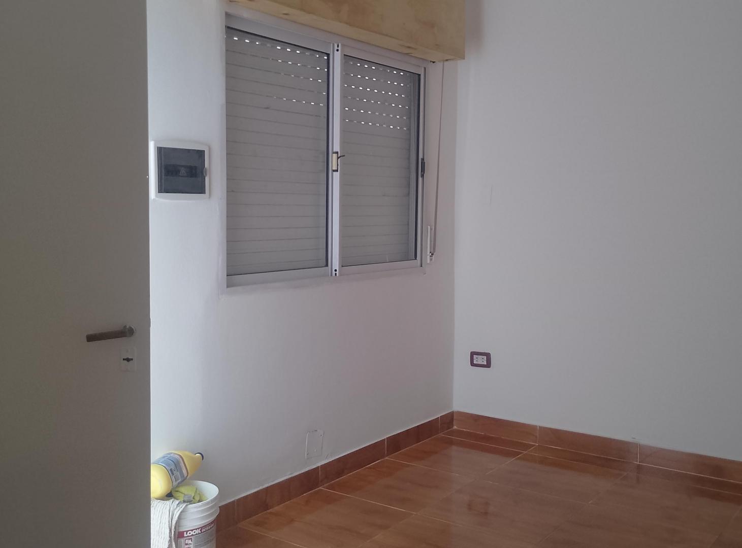 Foto de Depto monoambiente P.Baja. NUEVO. VILLA TESEI, imagen 3
