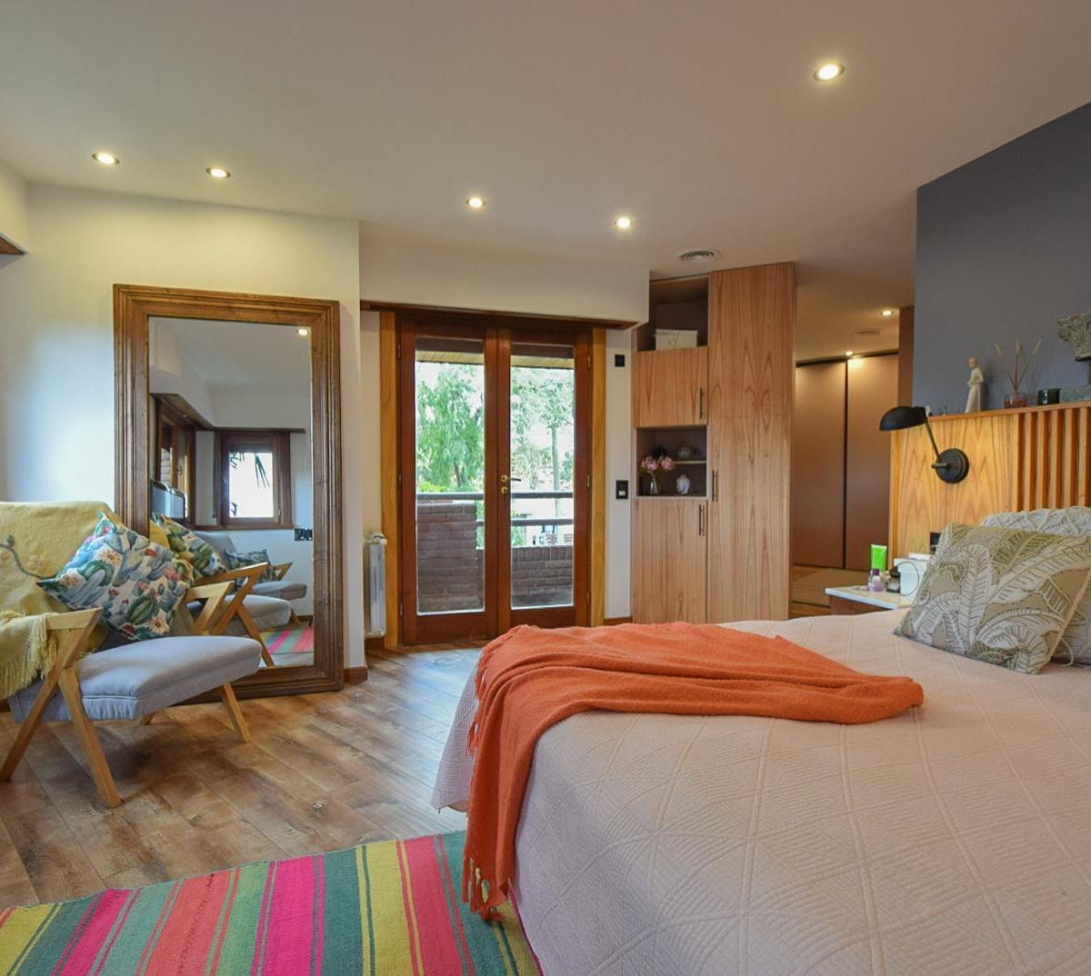 Venta Chalet 4 Dorm. - Parque Luro 3