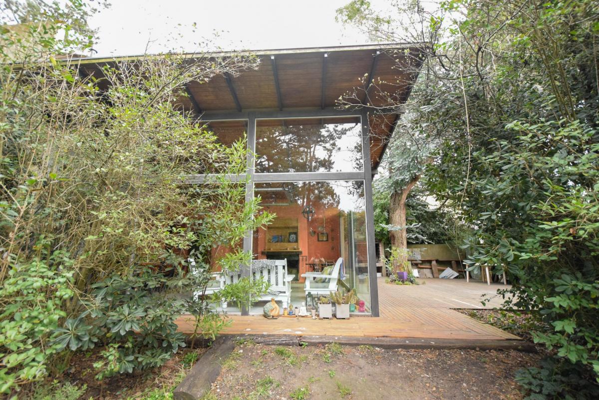 Venta casa con gran parque - Balneario Mar Chiquita