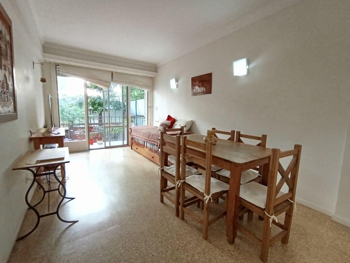 En Venta - Departamento 2 ambientes c/dependencia - Plaza Colon