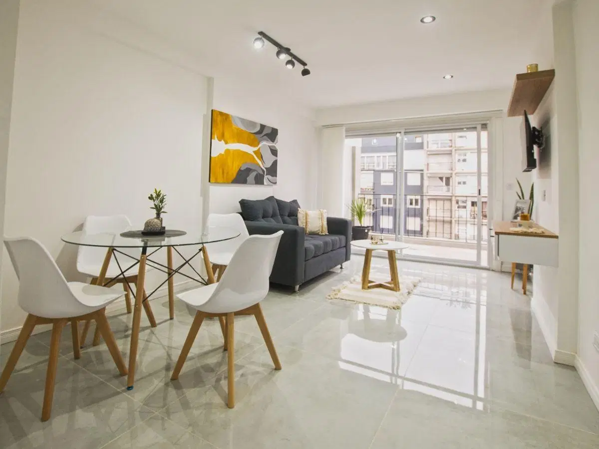 3 Ambientes con amplia terraza - En venta 1