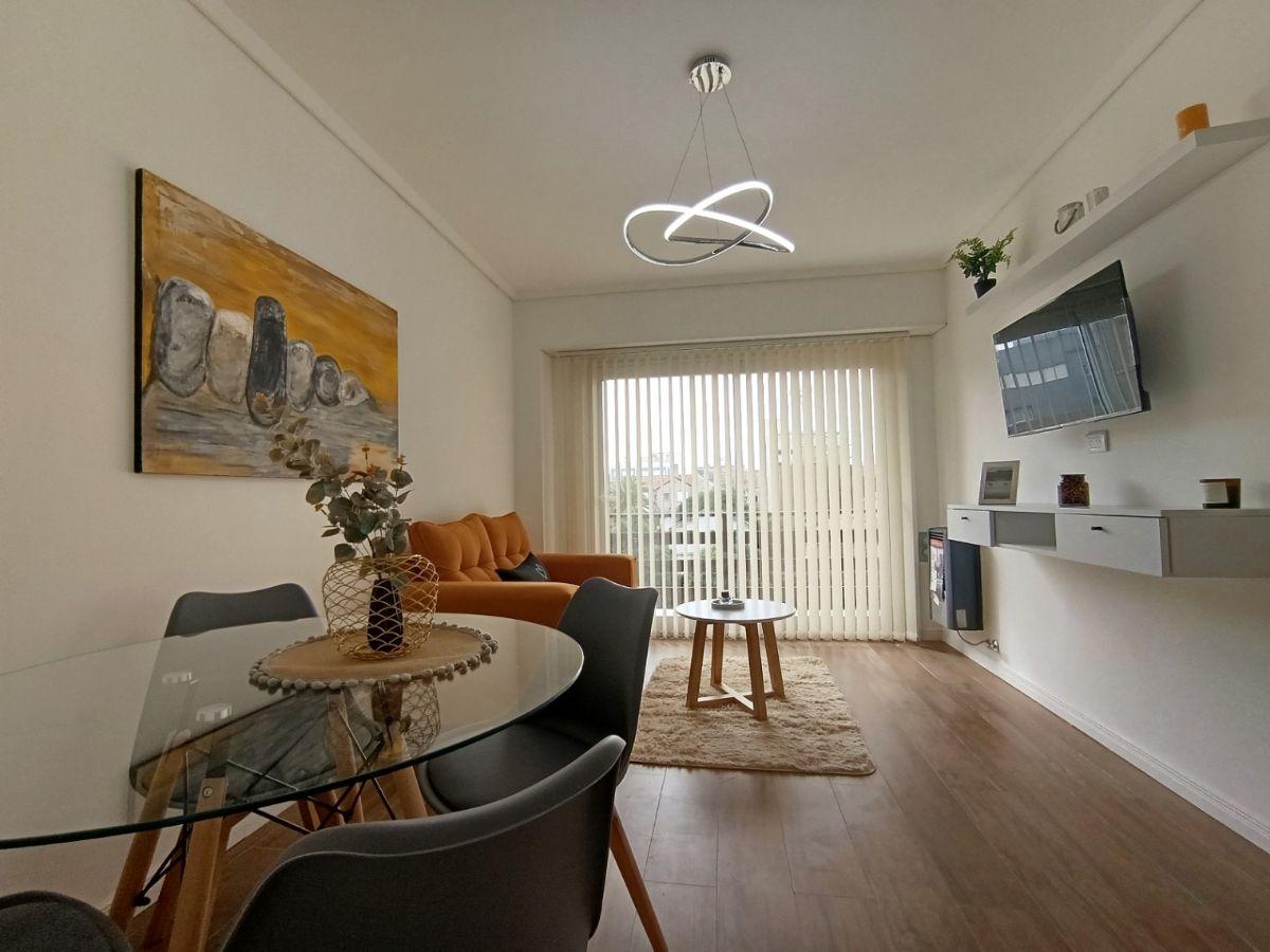 Foto de Venta 2 ambientes Vista lateral al mar - Punta Iglesias, imagen 3