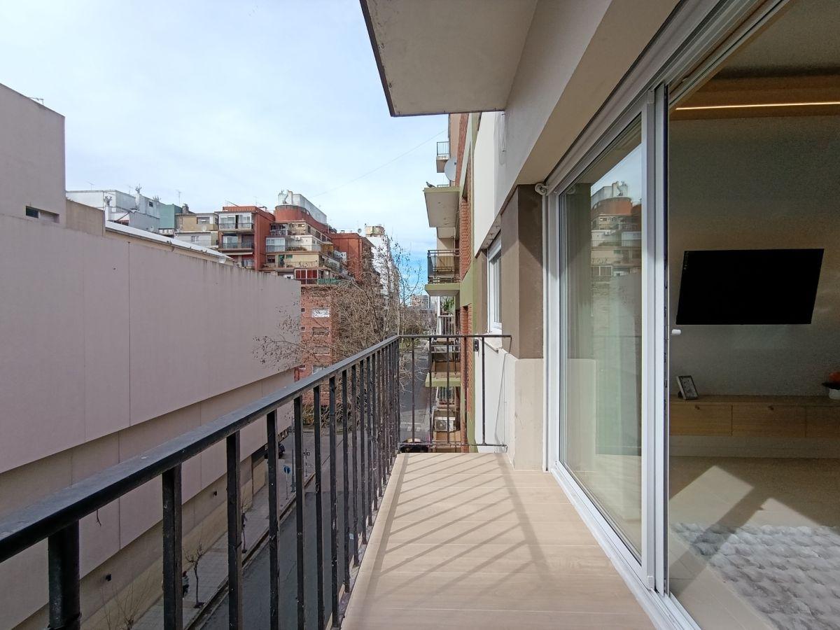 Foto de Venta 3 ambientes a la calle - Plaza Colon, imagen 4