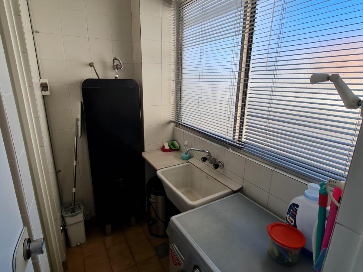 Foto de Excelente Depto 5 amb en venta, imagen 3