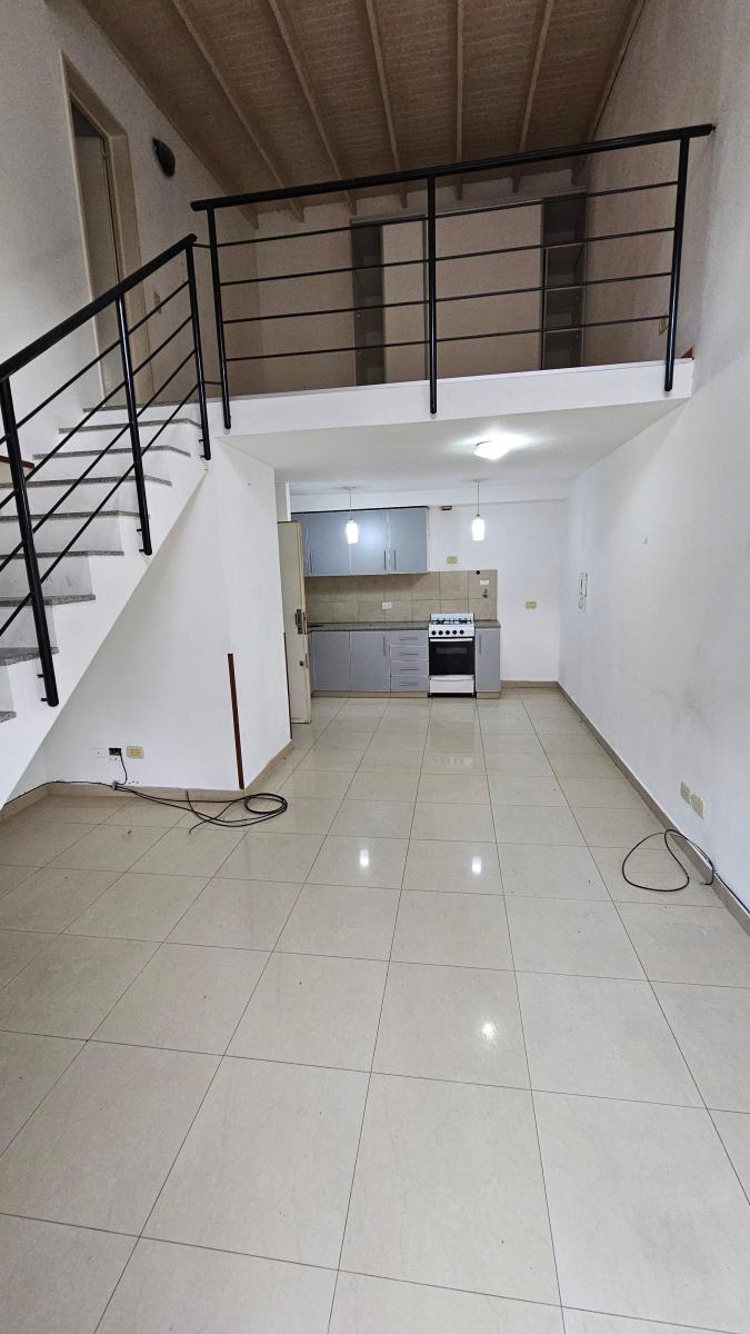 LANUSITA / Departamento 2 amb en VENTA