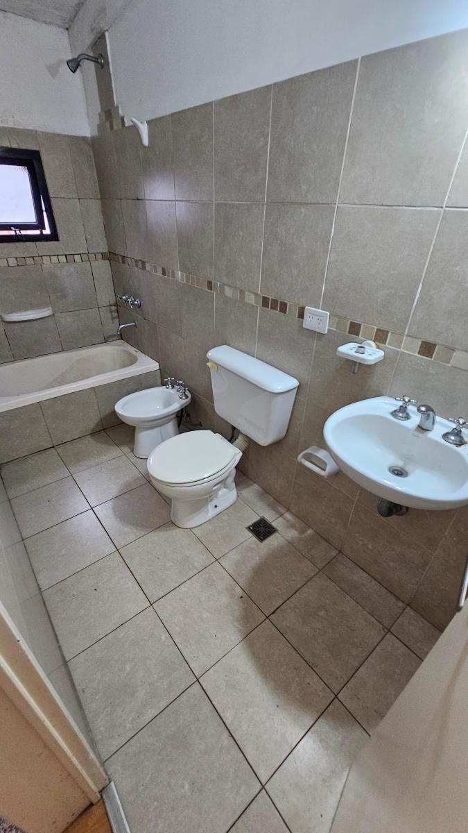 Foto de LANUSITA / Departamento 2 amb en VENTA, imagen 4