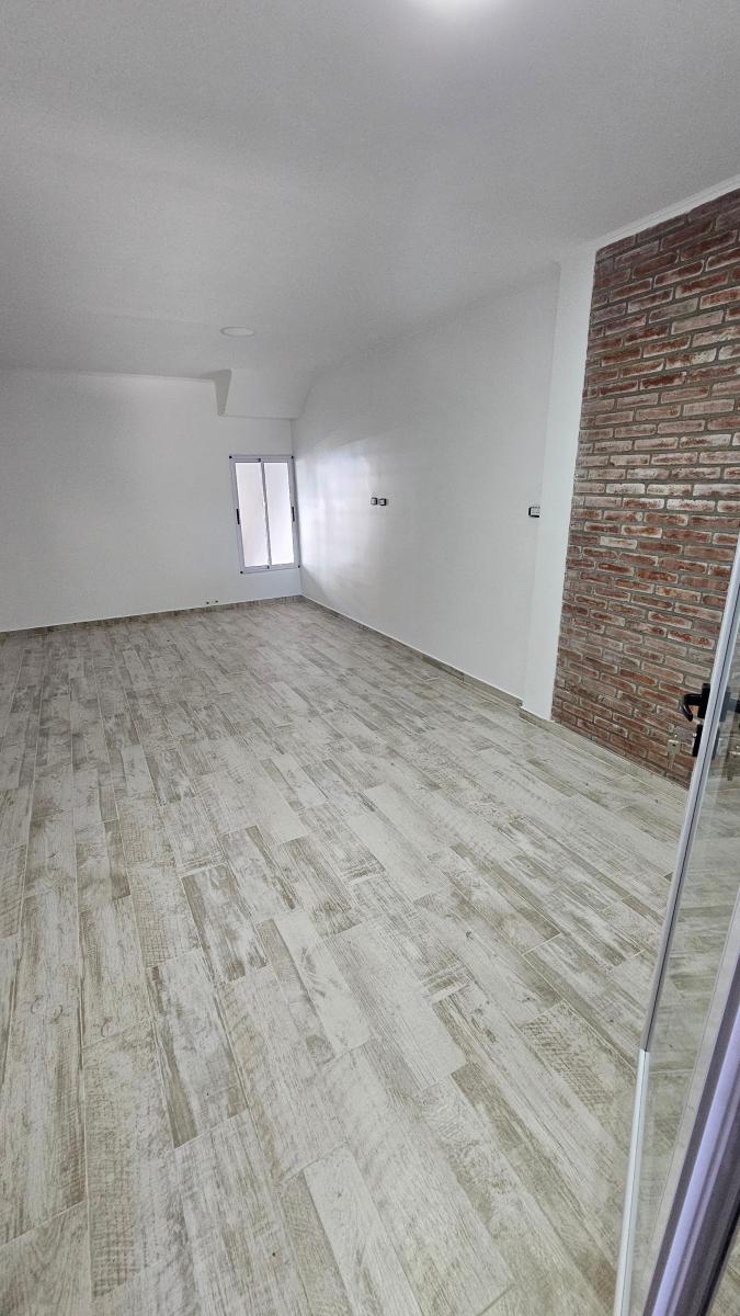 Foto de Casa 4 ambientes a estrenar con amplio galpon en el fondo, imagen 2