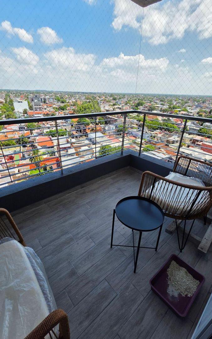 Foto de DEPTO. 4 AMBIENTES AL FRENTE CON COCHERA – VISTA PANORAMICA – EDIFICIO, imagen 5