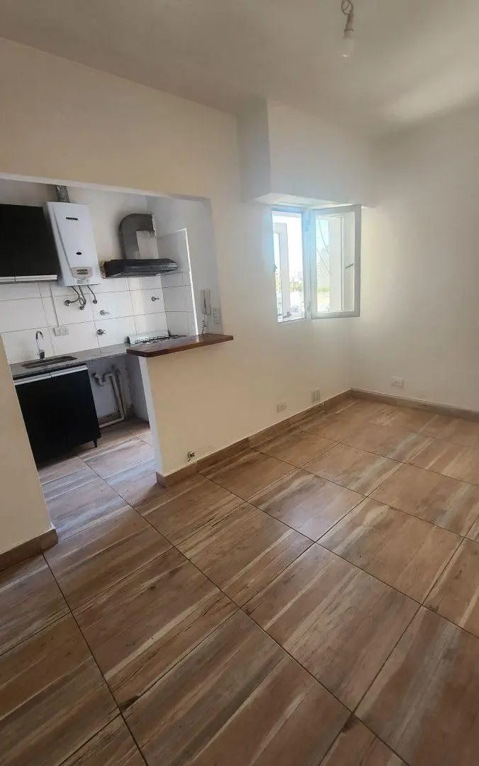 Departamento de 2 amb 4