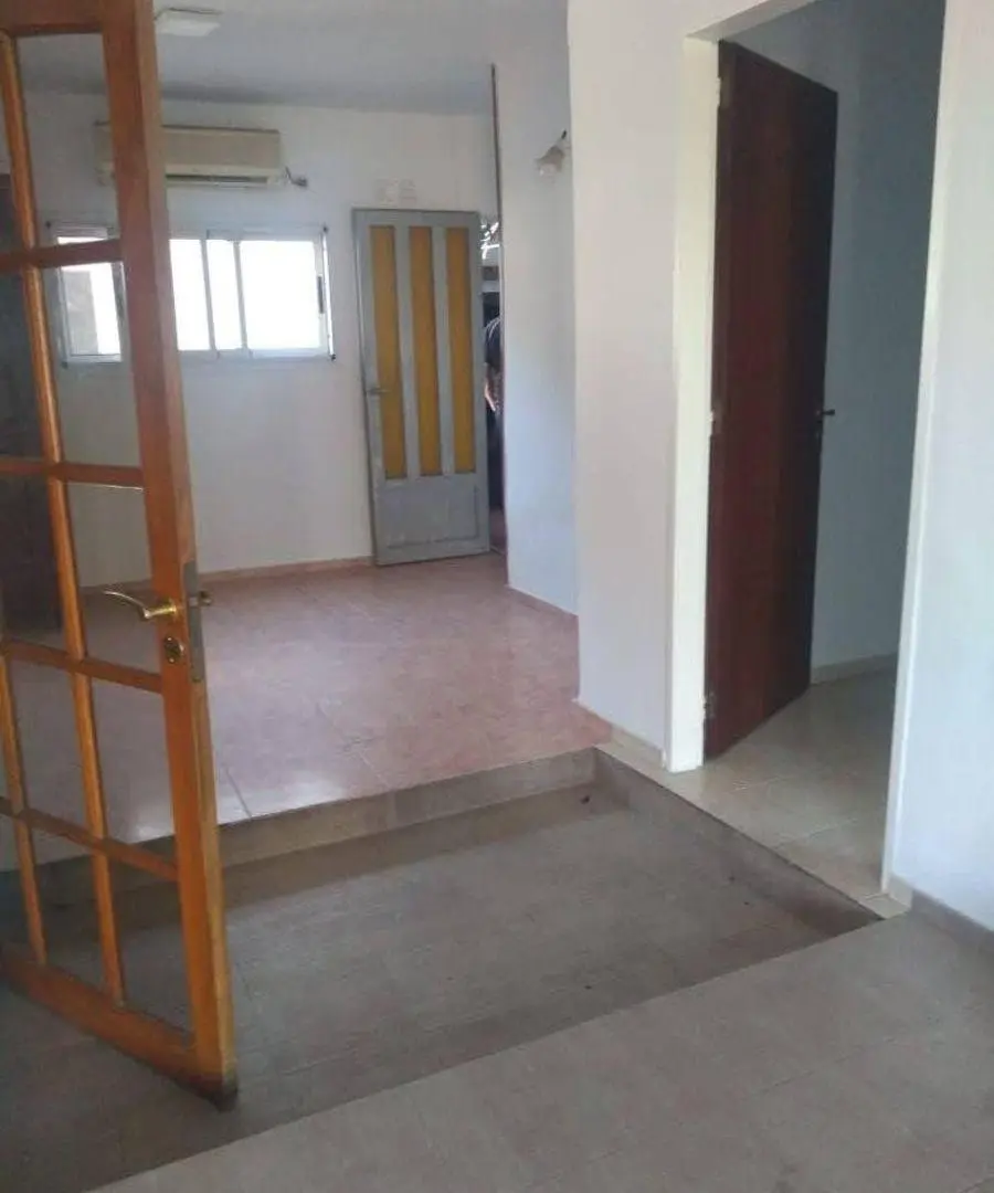 Depto tipo casa 4 amb 3