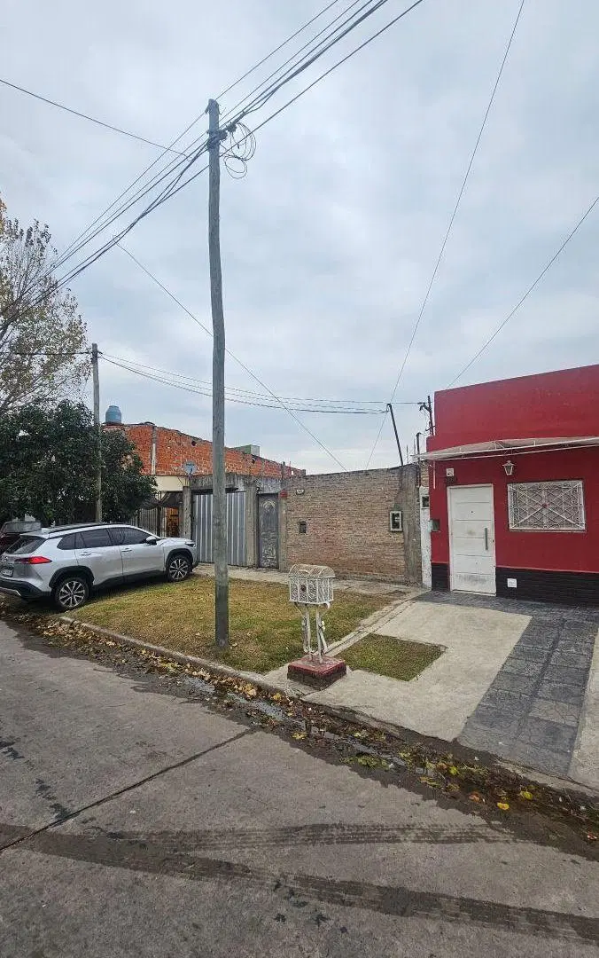 EXCELENTE GALPON en ALQUILER | 476 m2 en Lomas de Zamora 3