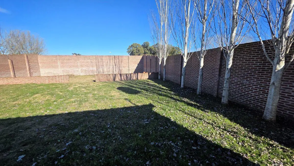 Casa a estrenar 4 Ambientes 680m2 de Terreno 5