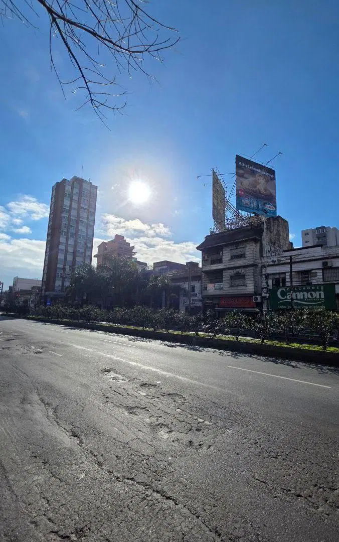 Excelente Local Comercial SObre Avenida 8