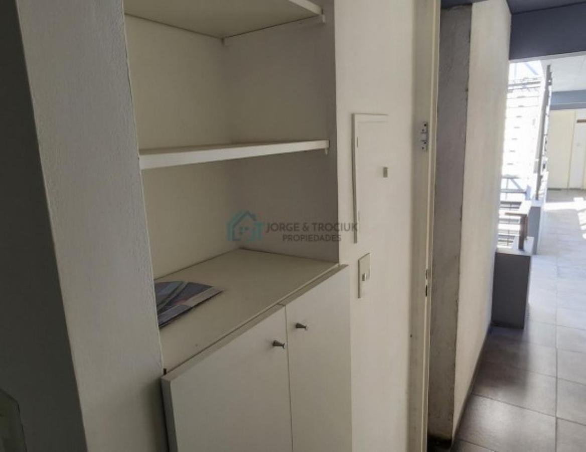 Foto de Depto de 2 ambientes con detalles de categoria en Banfield, imagen 5