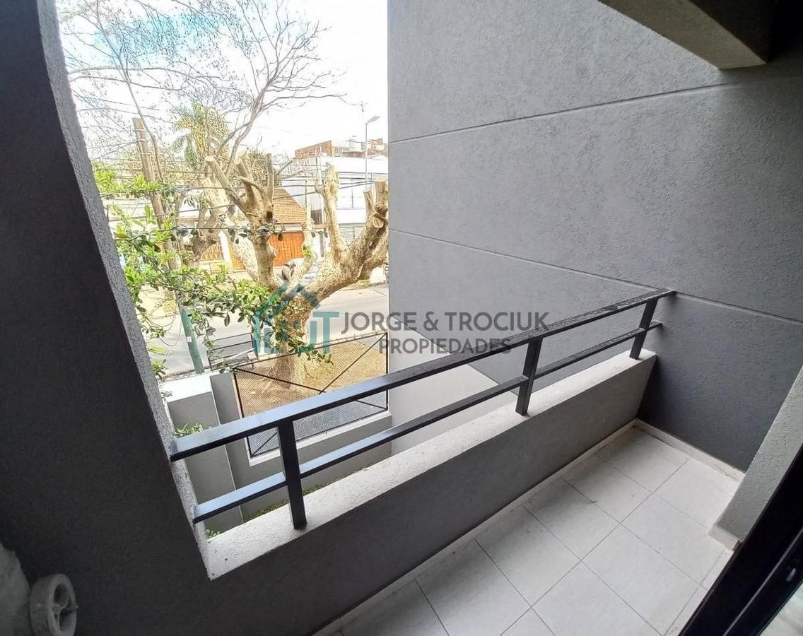 Monoambiente de 22 Mtrs 2 - Apto profesional