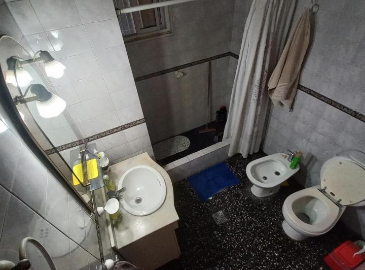 Casa de 4 ambientes en venta - 300 Mtrs2 de superficie 5