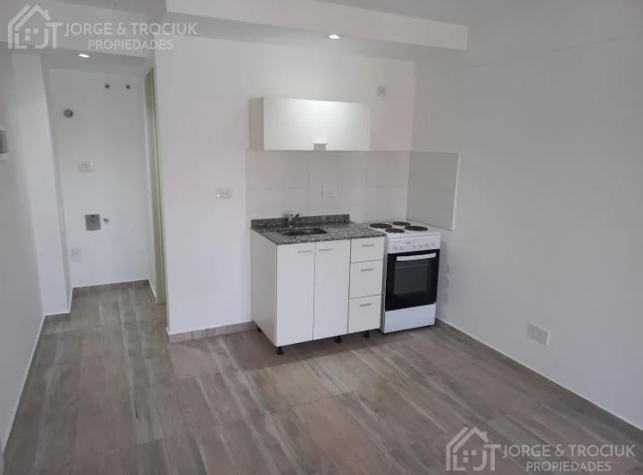Monoambiente en alquiler apto profesional en Lomas de Zamora 3