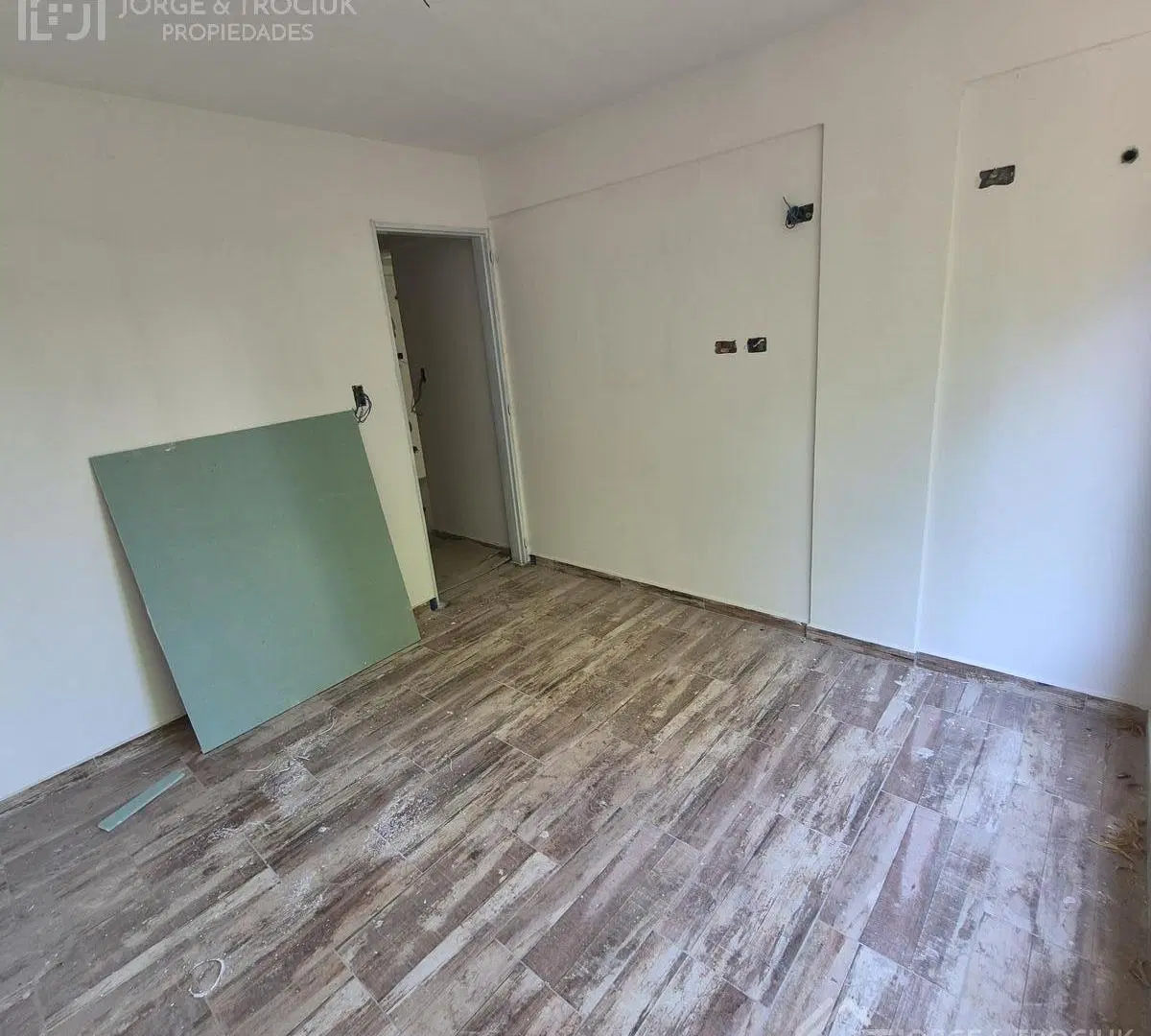 Venta - 2 Ambientes de 30 Mtrs 2 - Complejo Selene 3