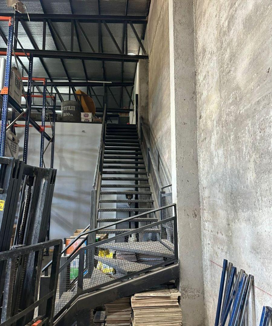 Foto de GALPÓN LOGÍSTICO LISTO PARA OPERAR – 180 PALLETS – INGRESO SEMI, imagen 2