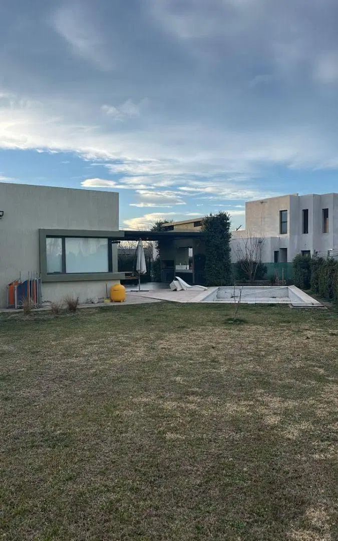 Casa en barrio Portal de Vistalba 1