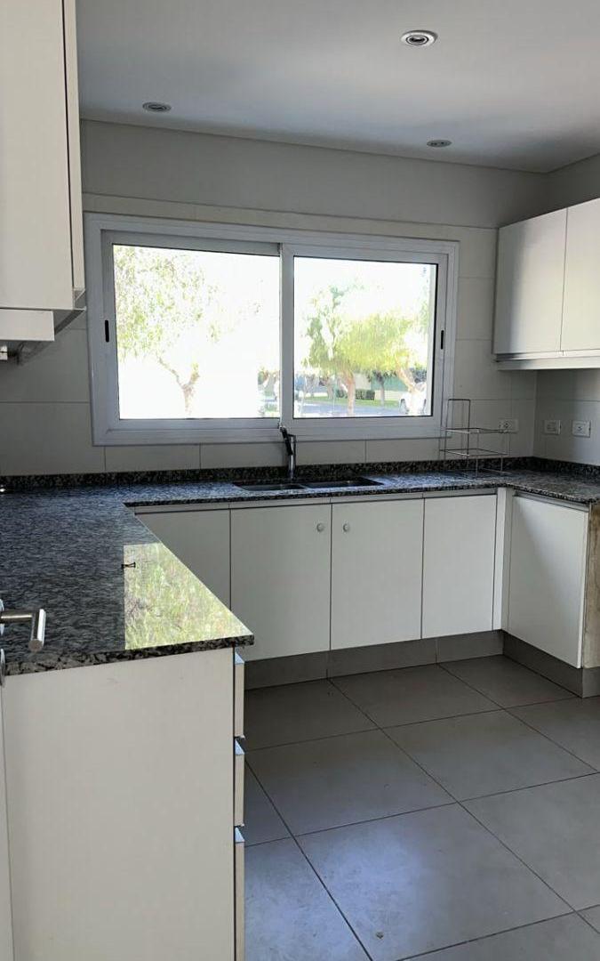 Foto de Casa en barrio las pircas, imagen 1