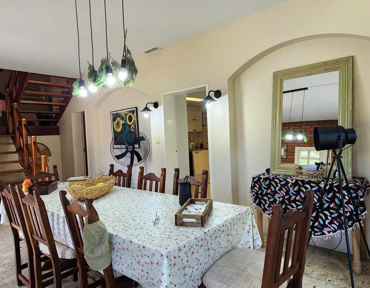 Venta de Imponente Casa Quinta en Mercedes B 2