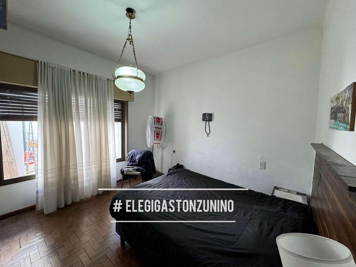 Venta de Casa en Excelente Ubicación - Mercedes B 2