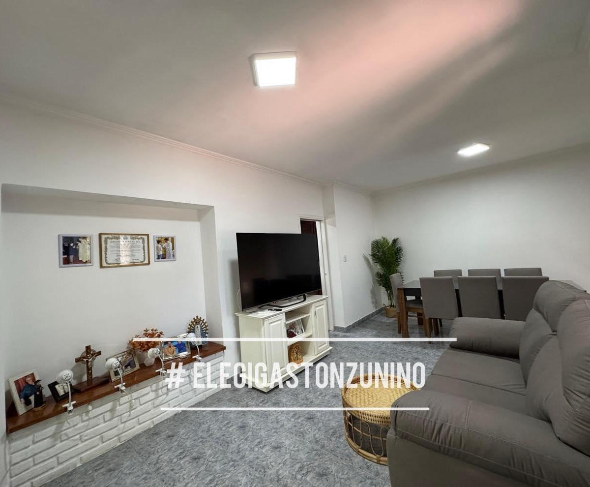 Venta de Casa Céntrica en Mercedes B 1