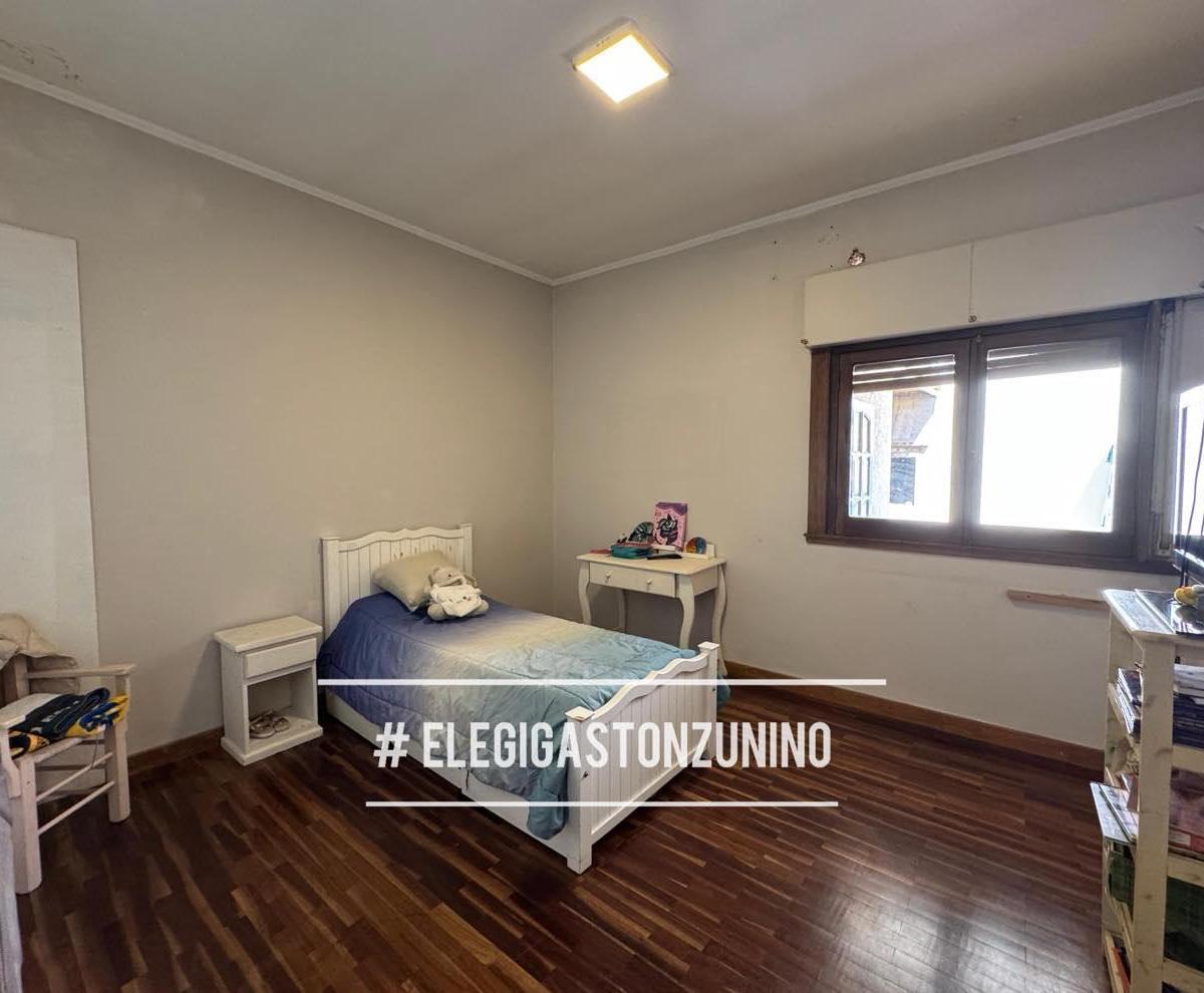 Venta de Casa en Excelente Ubicación - Mercedes B 3
