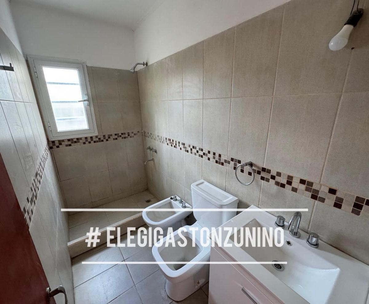 Venta de Duplex en Excelente Ubicación - Mercedes 3
