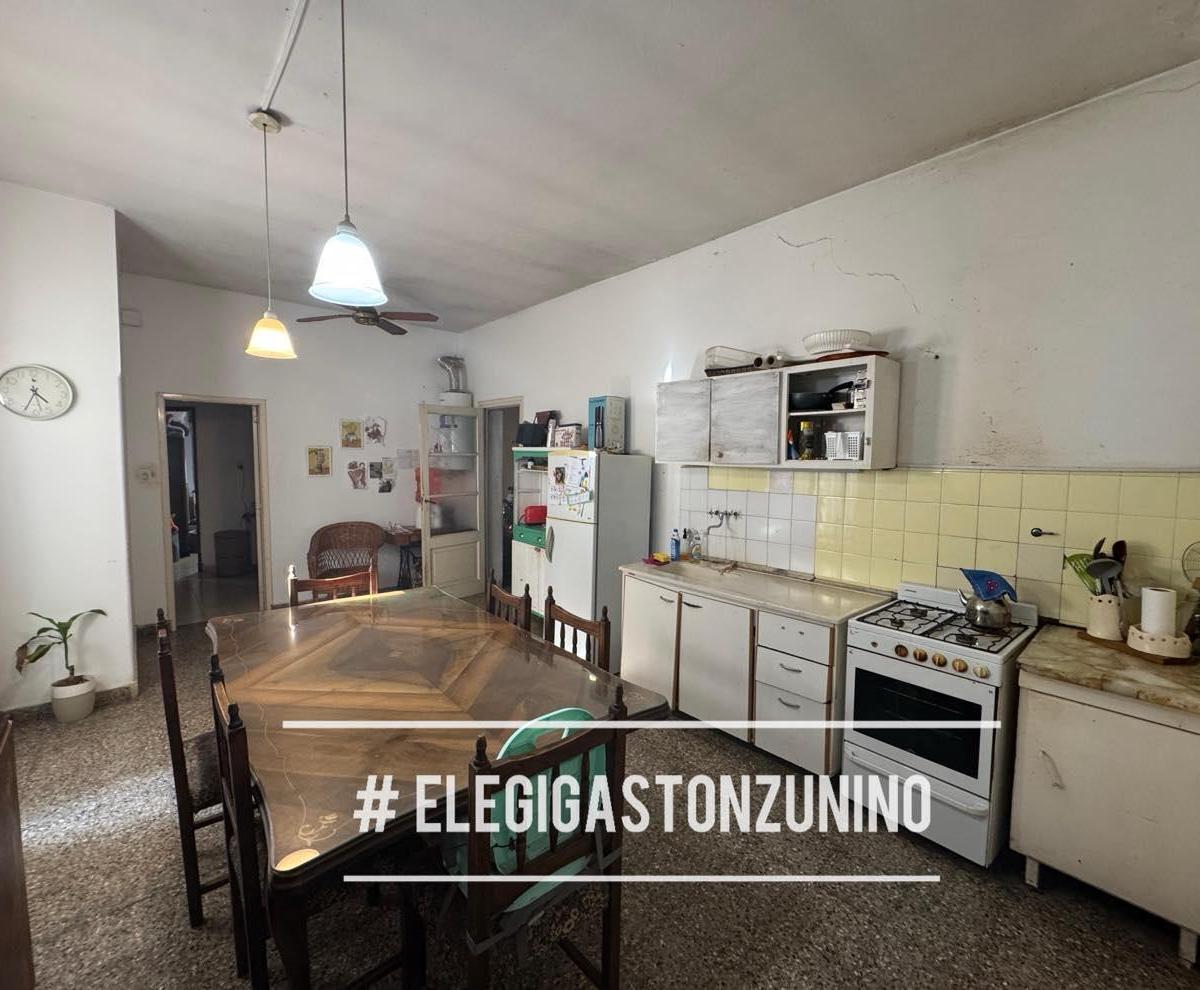 Venta de Casa en Av 30 Entre 15 y 17 1