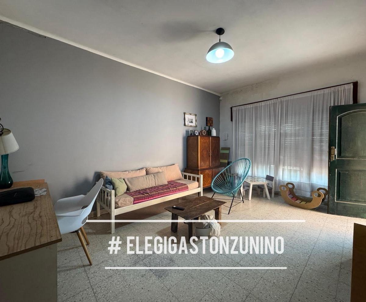 Venta de Casa en Av 30 Entre 15 y 17 2