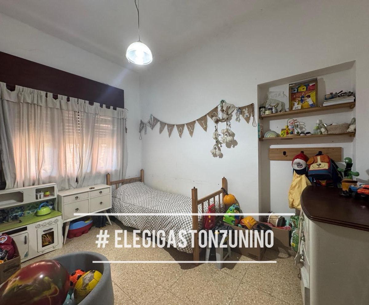 Venta de Casa en Av 30 Entre 15 y 17 3