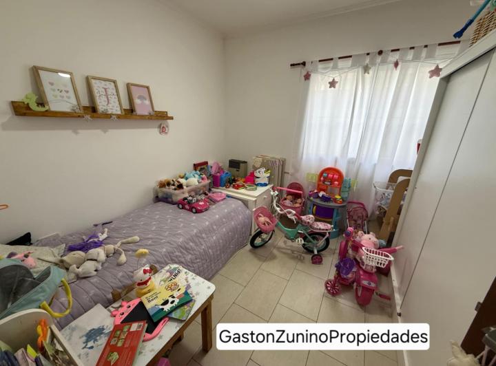 VENTA DE HERMOSO DUPLEX EN MERCEDES B 4