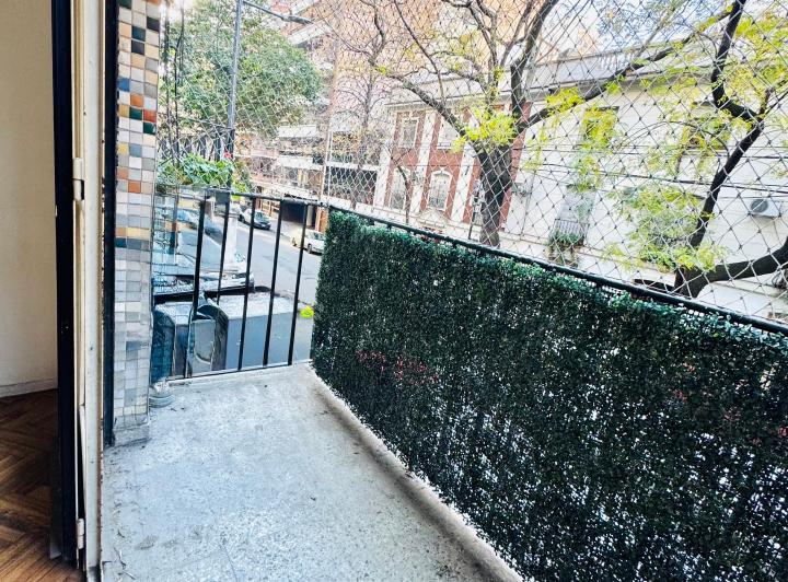 Venta departamento 3 ambientes en Belgrano al frente balcón a metros av Cabildo
