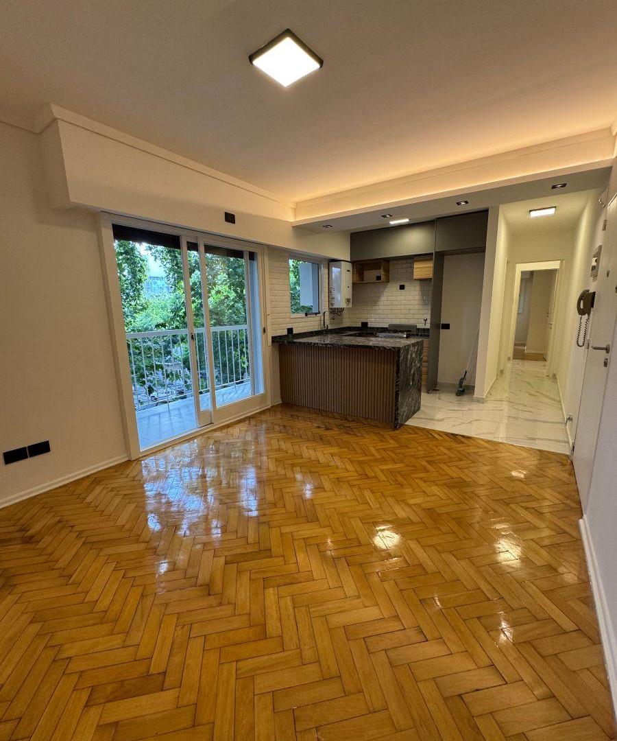 Venta departamento 3 ambientes Palermo. Al frente vista abierta! Refaccionando a nuevo