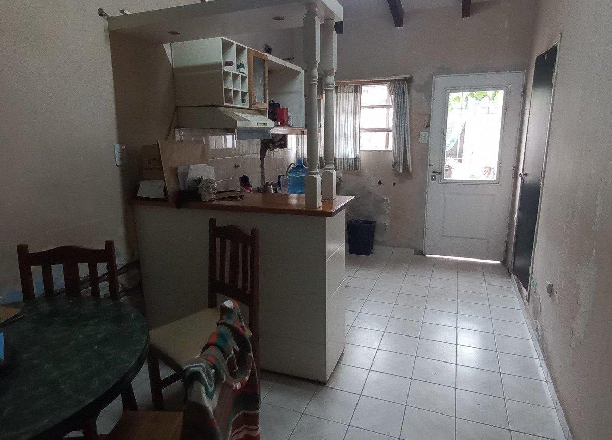 Casa APPTO BANCOR con dpto interno a la venta en Cosquin! Zona céntrica!