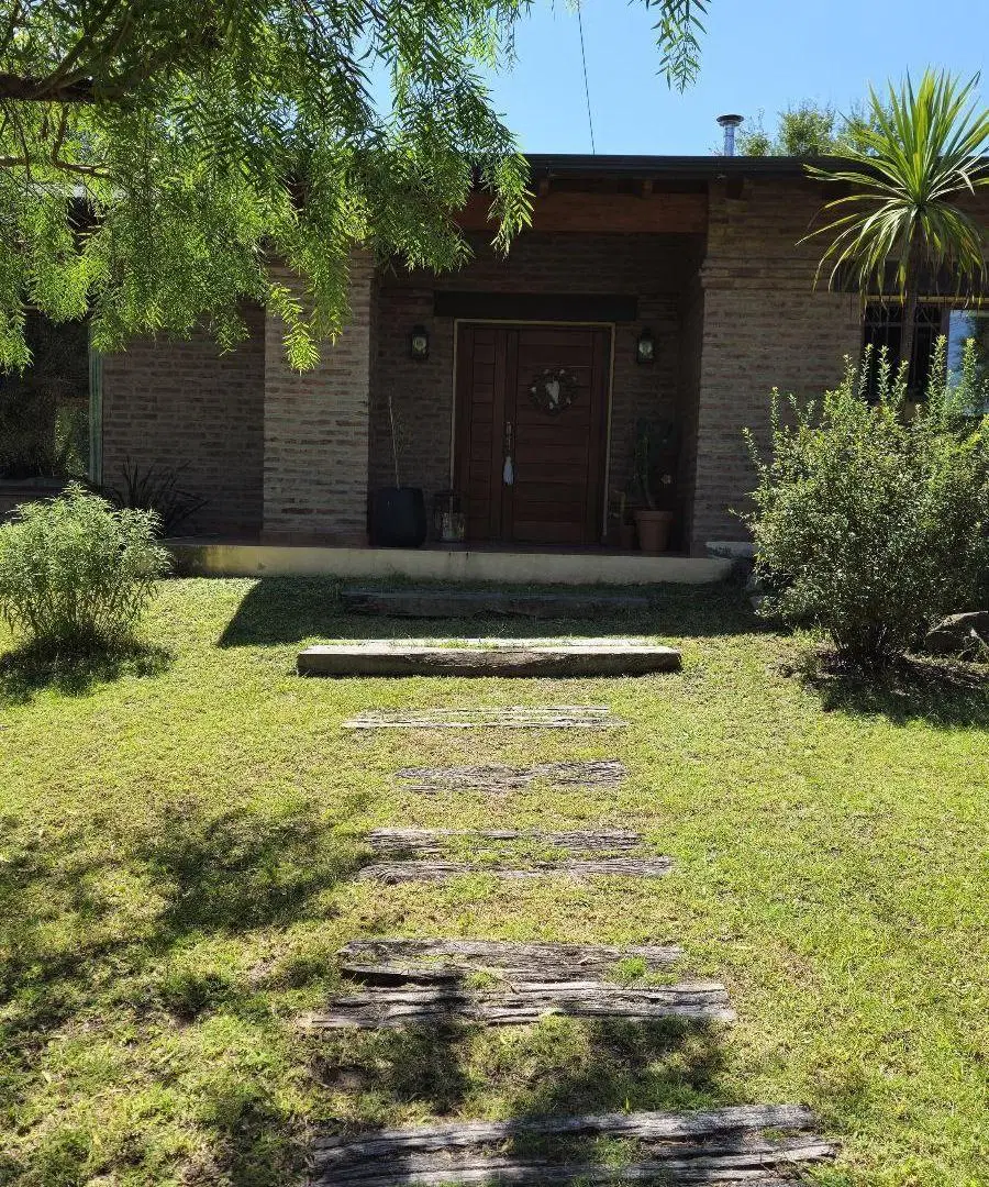 Increible Casa en Cosquin (4 dormitorios, quincho y pileta) 4