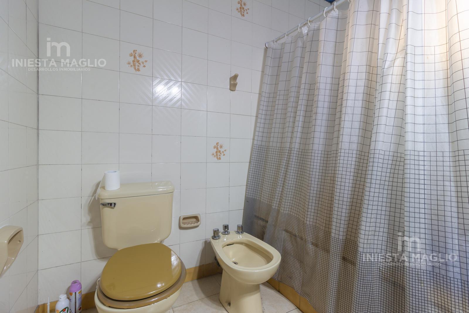 Foto de Casa con local en Liniers, imagen 5