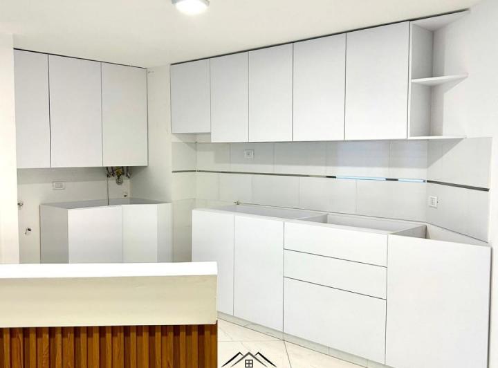 departamento semi piso de 3 dormitorios. LA MEJOR UBICACION DE NUEVA CORDOBA 5