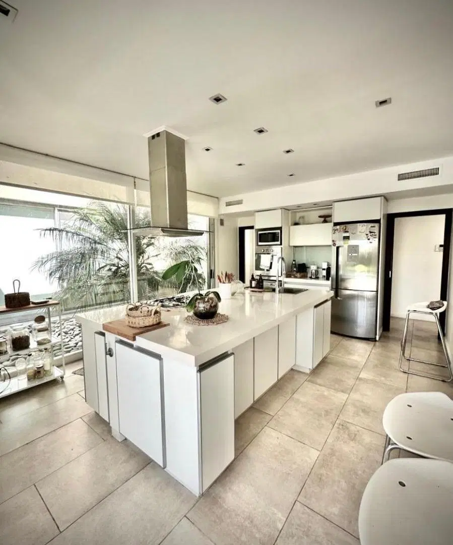 CASA EN VENTA - 6 AMB - PILETA - BARRIO EL REBENQUE - CANNING 3