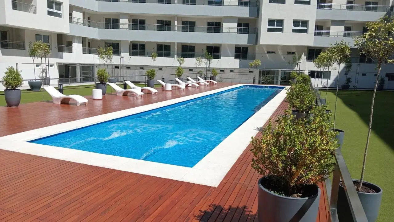 Departamento en Canning Center 8