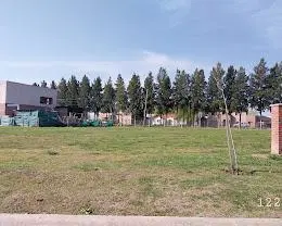 Terreno en Tristan Suarez 5